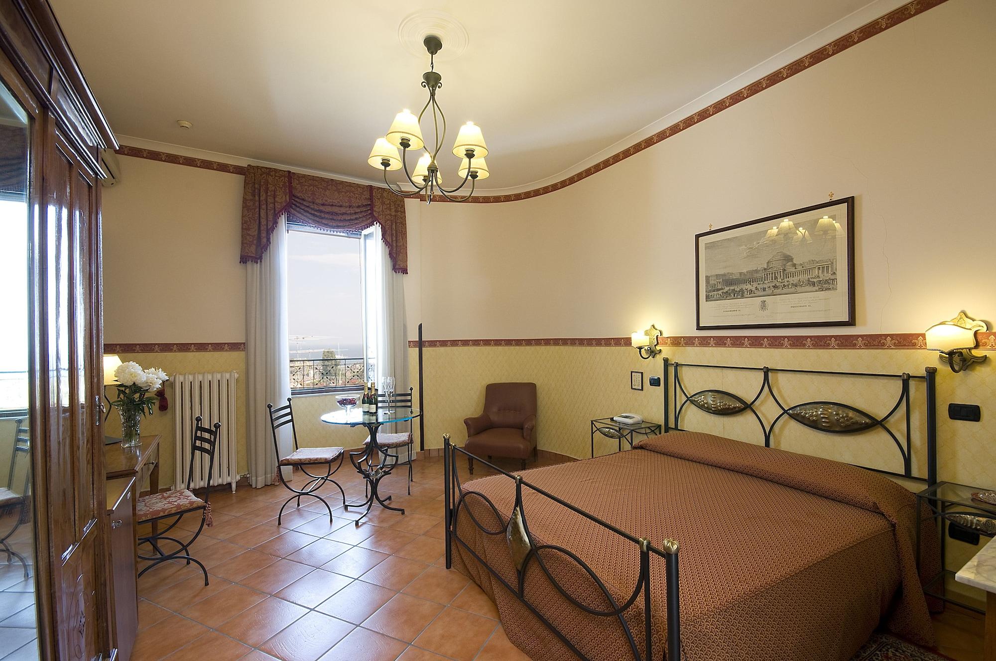 Pinto-Storey Hotel Naples Exterior photo