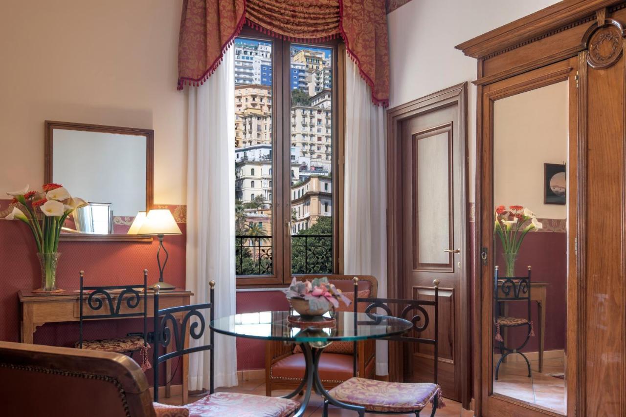 Pinto-Storey Hotel Naples Exterior photo