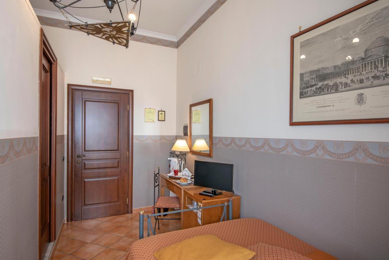 Pinto-Storey Hotel Naples Exterior photo